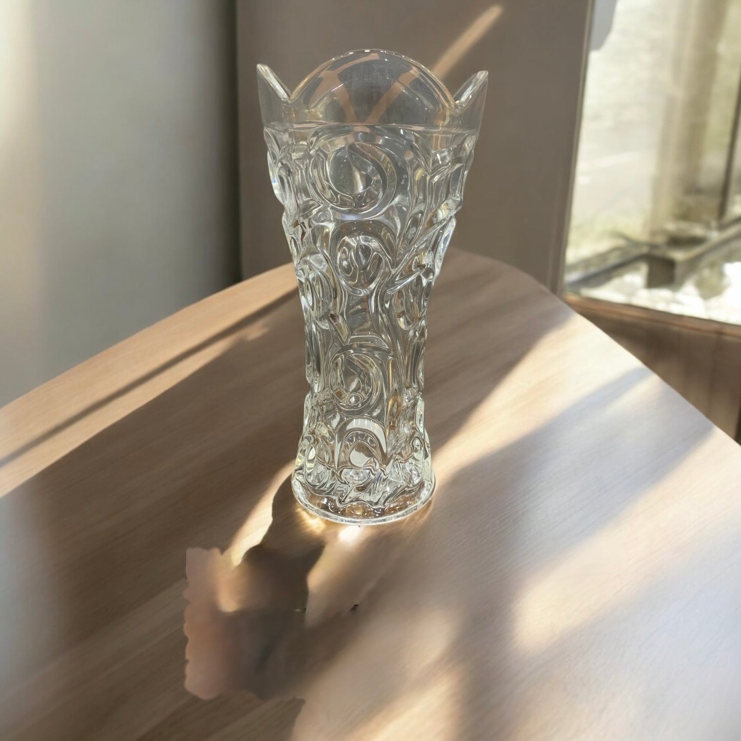 Vintage Crystal Cut Glass Vase – Elegant Floral Display