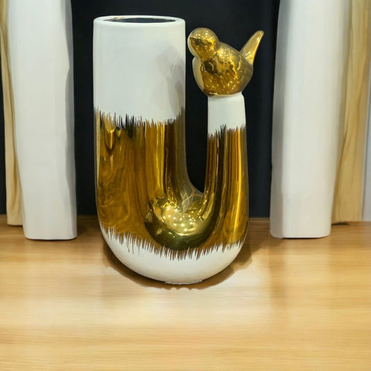 Golden Bird Ceramic Vase – Modern Decorative Accent